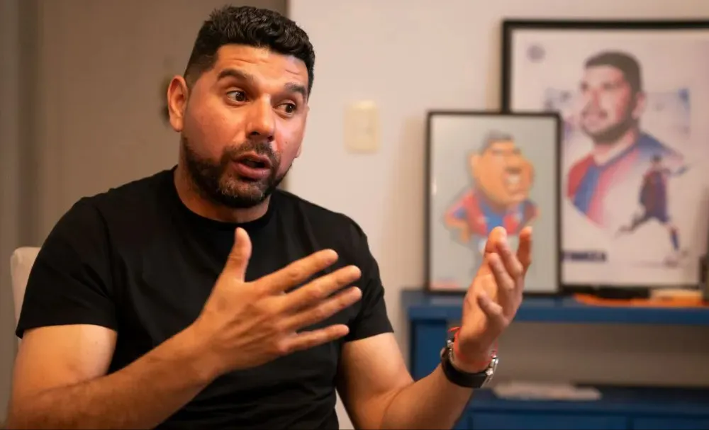 El Tribunal de Ética del club lo castigó por un año por su situación judicial