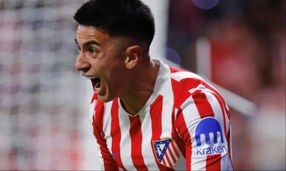 El mediocampista argentino analiza su futuro ante la falta de minutos en España