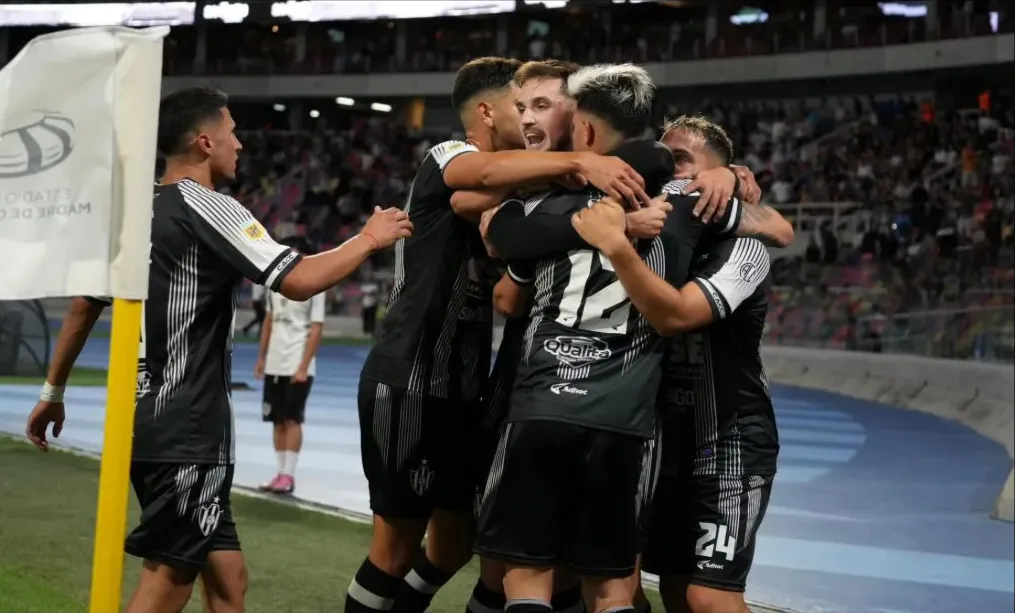 Central Córdoba empató 1-1 con Banfield como local y perdió la chance de subir al segundo puesto