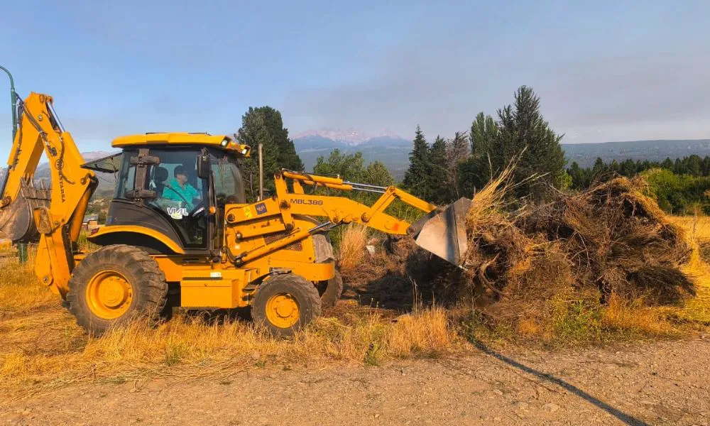 Trabajos preventivos por incendios en Trevelin