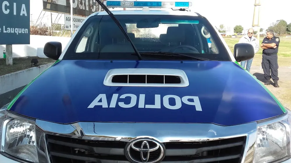 Policía
