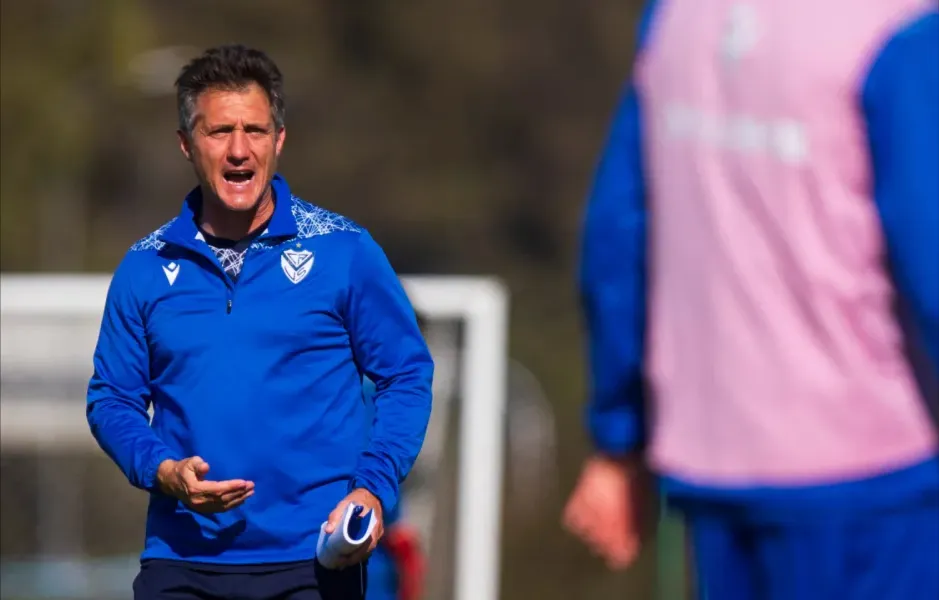 Este sábado a las 21.30, Vélez y Lanús