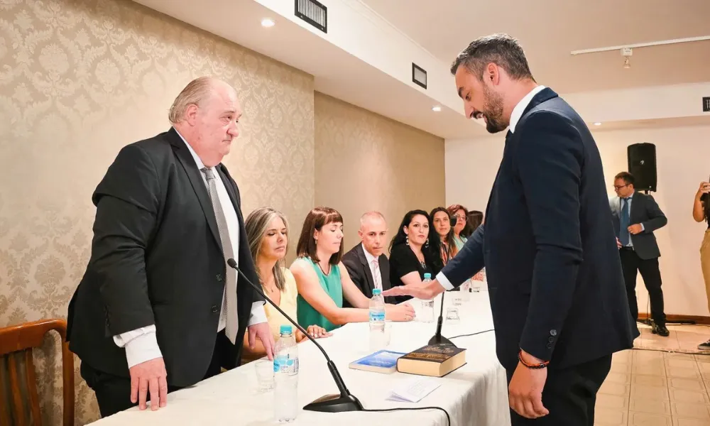 Ezio Tracanna asumió como Consejero Popular