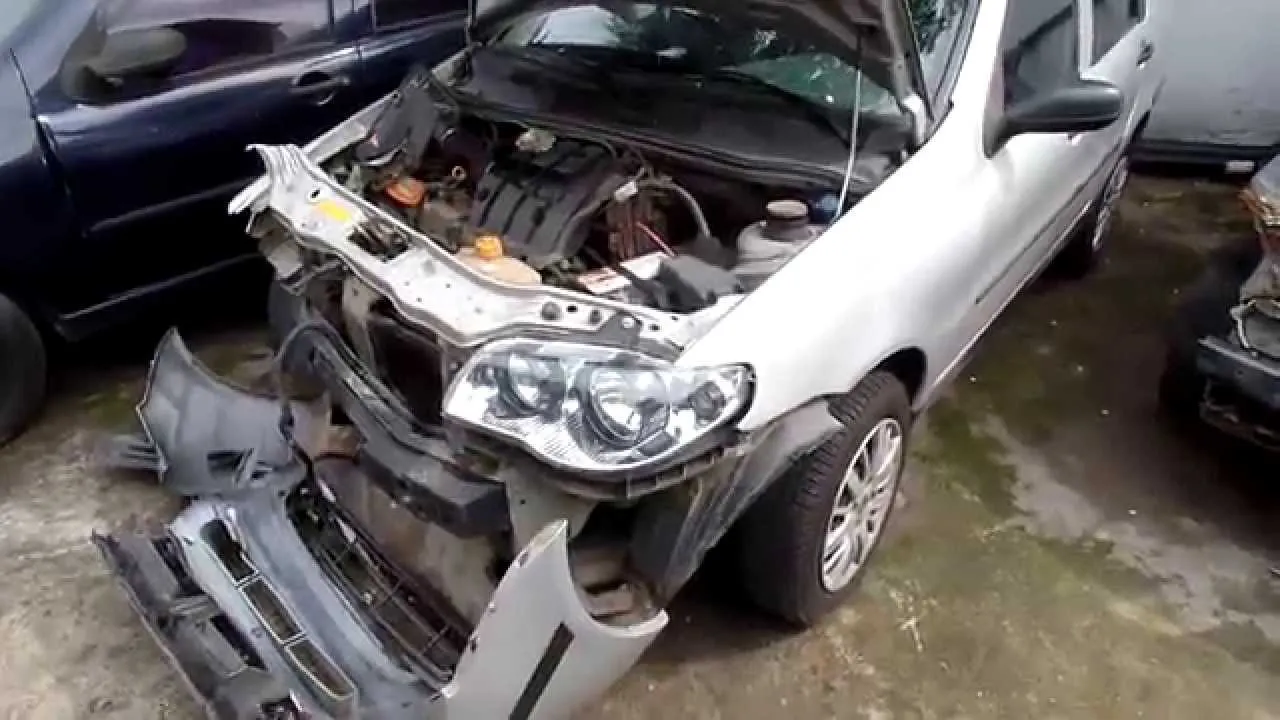 DEJÓ EL AUTO EN EL MECÁNICO Y LUEGO LO VIÓ PUBLICADO PARA LA VENTA