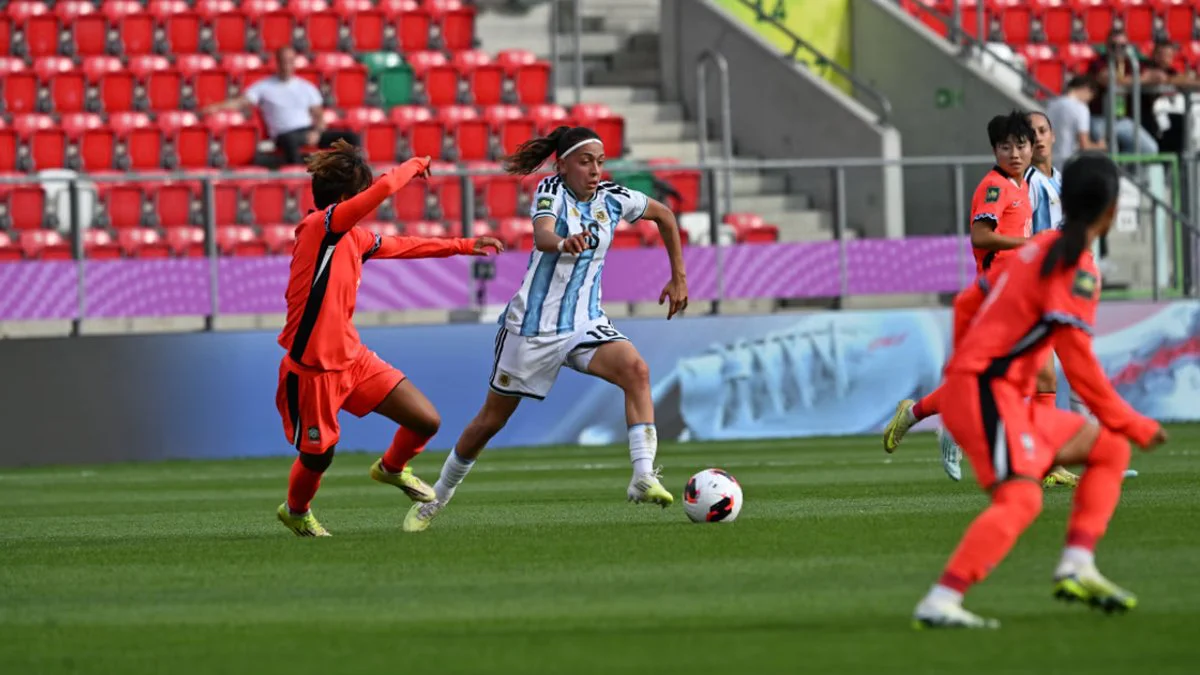 Selección femenina de futbol (NA)