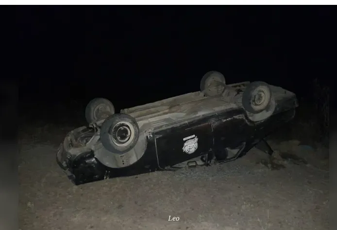 JOVEN PIERDE EL CONTROL Y TERMINA VOLCADO EN CHUBUT
