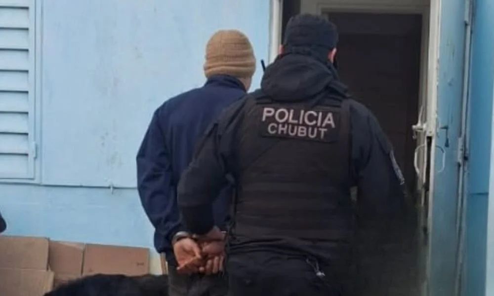 Detenidos en Comodoro Rivadavia. Foto Prensa Policía del Chubut