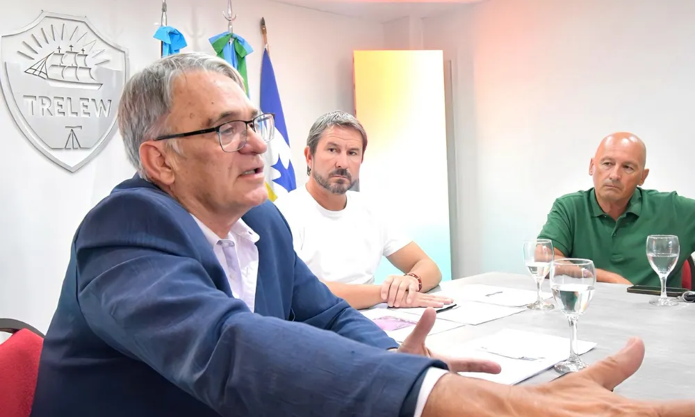 Reunión para ampliar conectividad aérea