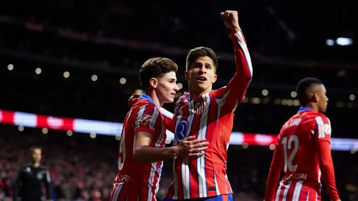 Con dos goles de penal de Julián Álvarez, Atlético Madrid venció 4-2 a Valladolid 2