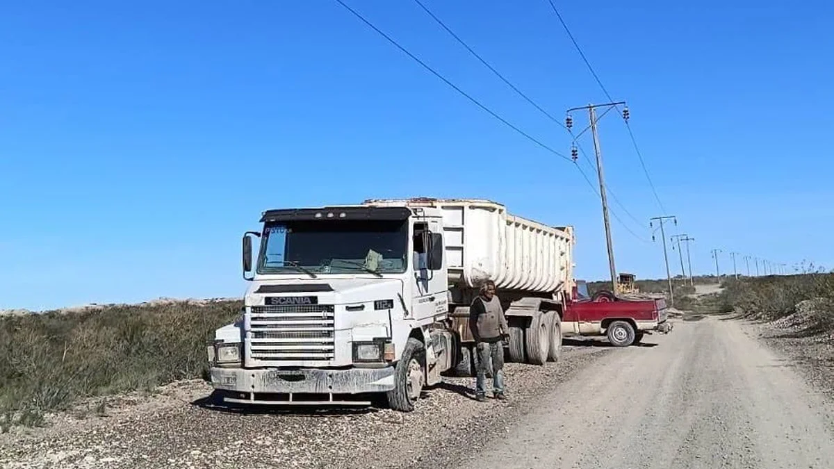 Un camionero se salvo de milagro cerca de Las Grutas