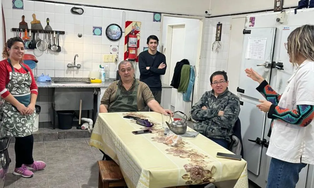 Capacitan en Trelew al personal de hogares