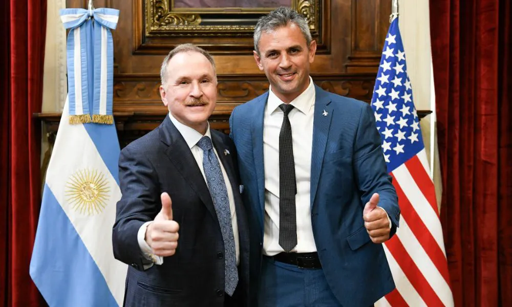 Peter Lamelas y Martín Menem