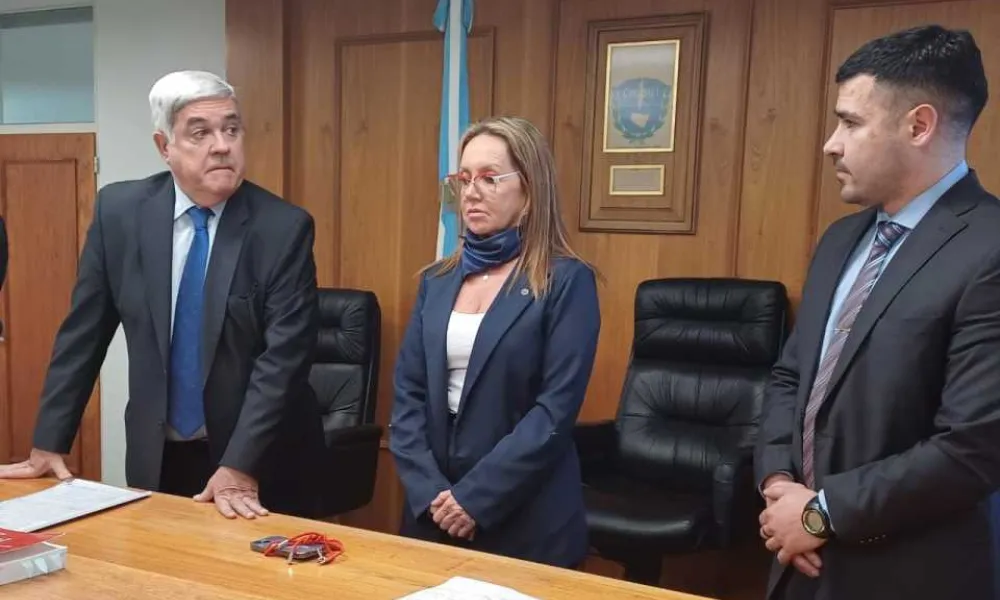 Jura de Mauro Quinteros como nuevo fiscal general