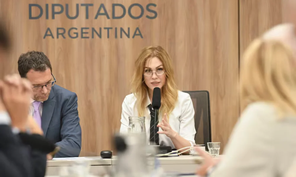 Lilia Lemoine quedó formalmente al frente del espacio con respaldo del oficialismo.