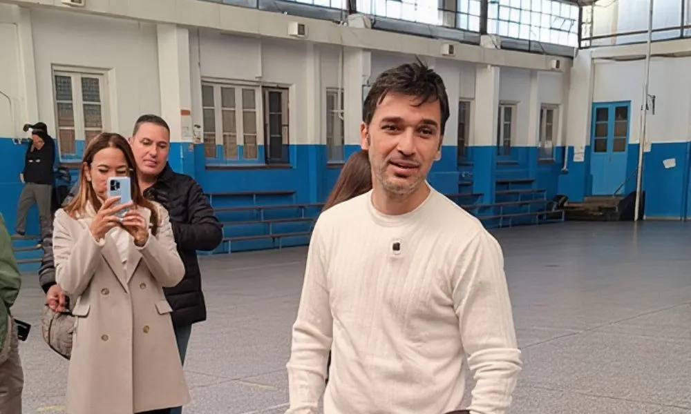 Ignacio Torres emitió su voto