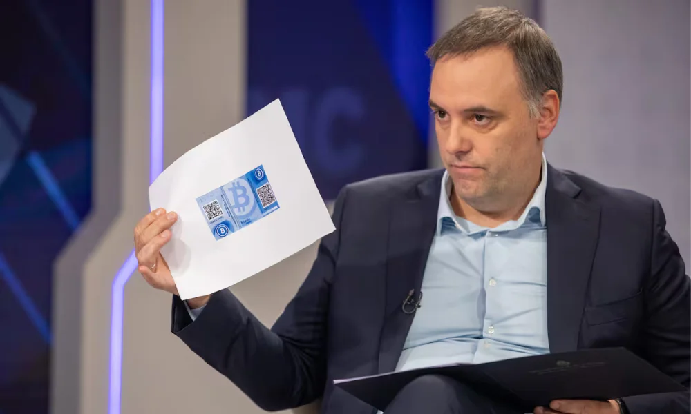 La explicación atribuida al ministro coordinador plantea una inversión realizada hace más de una década.