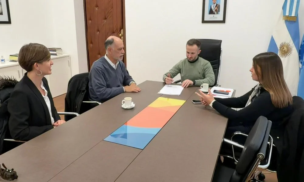 El Registro Civil y el Banco del Chubut avanzan en la integración digital