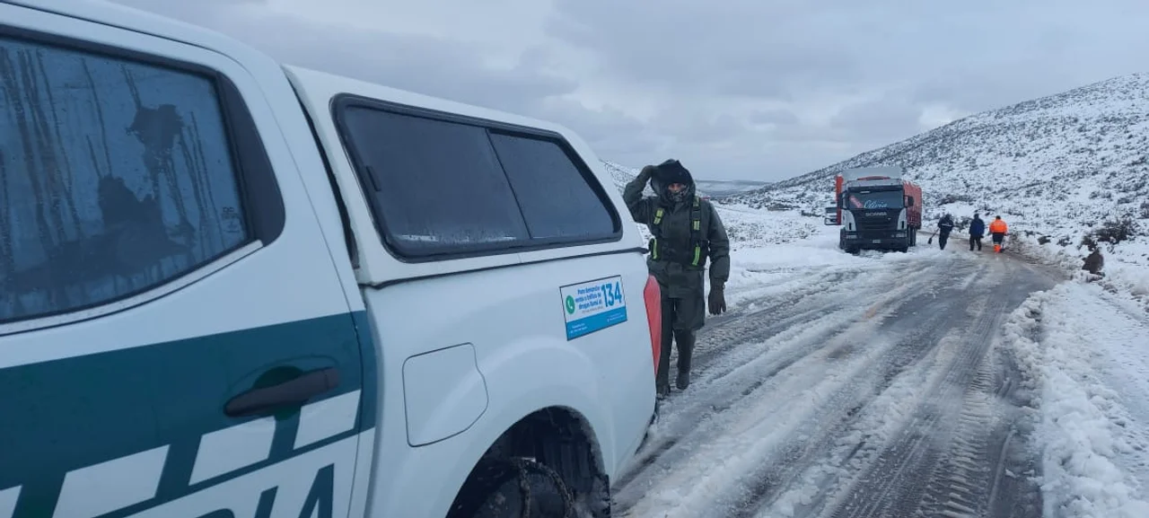 Rescate personas varadas ruta 3
