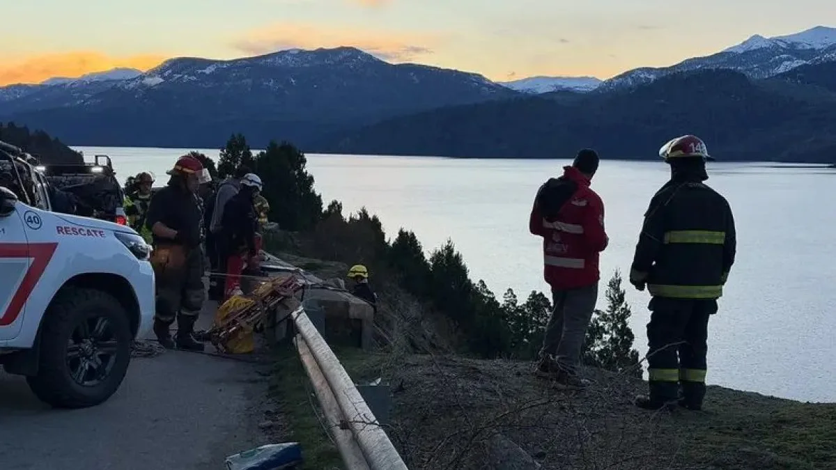 Hallan el cuerpo de un hombre en el lago Lacar. Foto Bariloche Opina