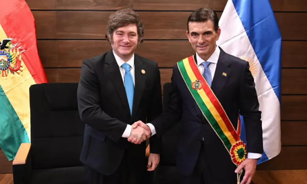 La ayuda llegó en medio de una situación económica compleja y de un escenario político cada vez más conflictivo.