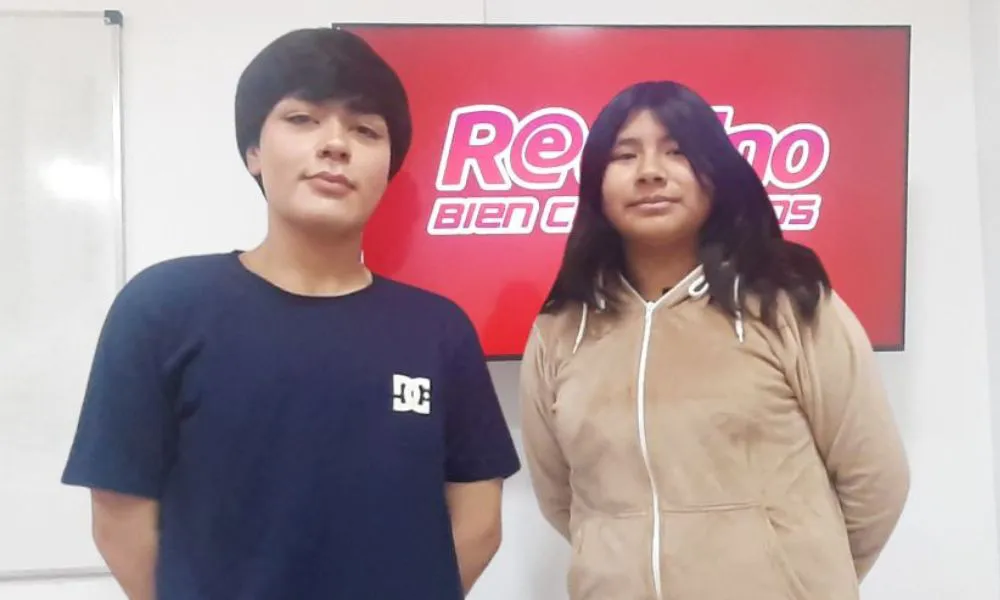 Estudiantes que realizan pasantias en Red Uno