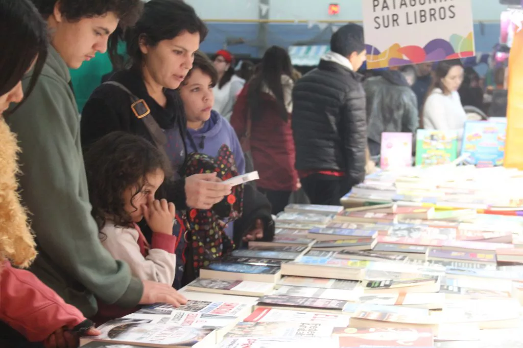 FERIA DEL LIBRO DE PUERTO MADRYN DESTACADA POR CULTURA DE NACIÓN