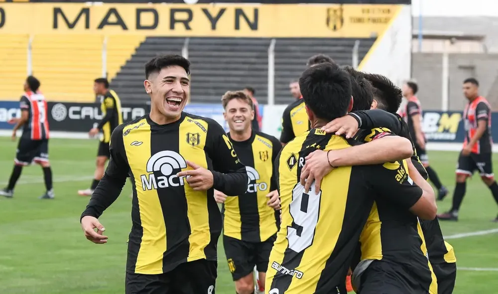 Deportivo Madryn 5 - Alumni 0
