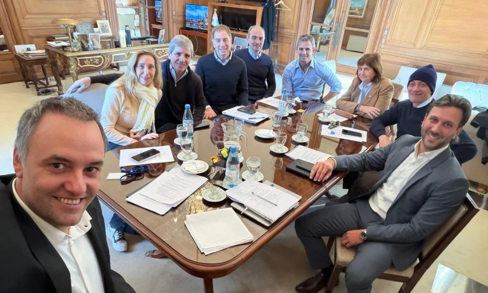 Mesa chica del Gobierno