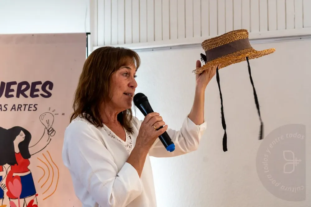 Mujer galesa y artesana gaiman 2