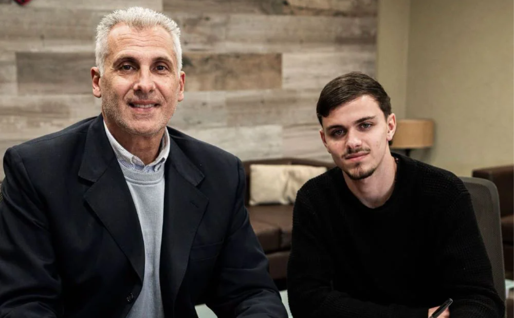 El juvenil ofensivo Zaballa cambió de club después de rescindir su contrato con River.