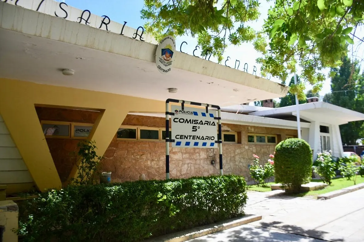 Comisaría Quinta, policía de Centenario Neuqén