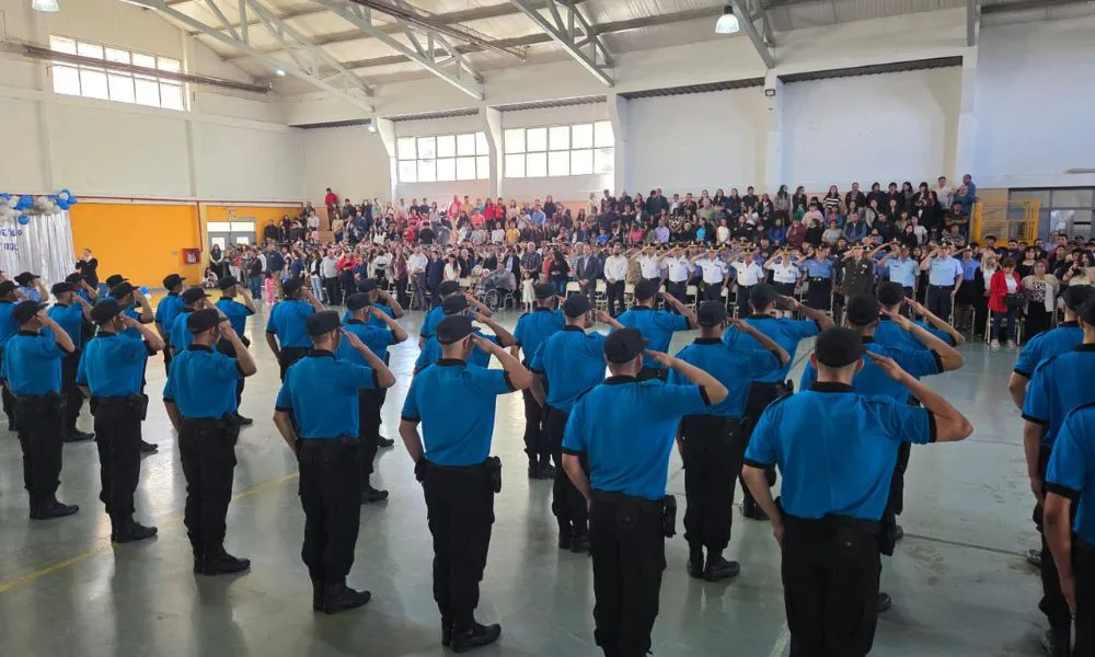 policía esquel
