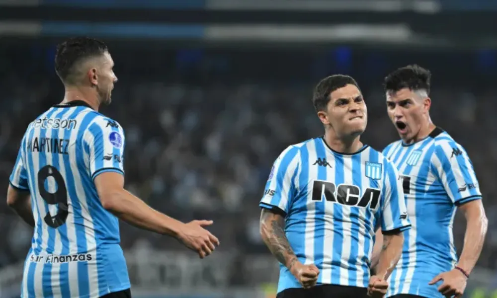 Racing juega con Estudiantes