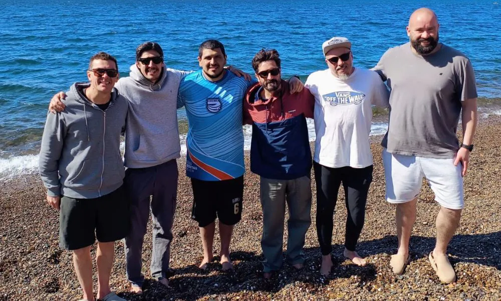 Nadadores de Trelew que se preparan en Puerto Madryn