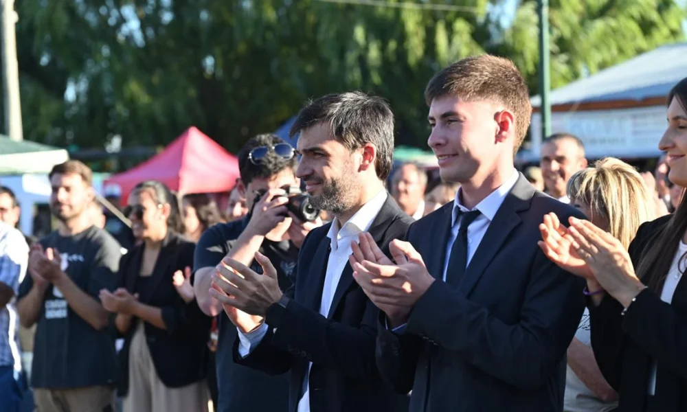 Torres en el aniversario de 28 de Julio