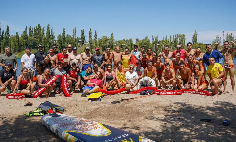 Capacitación guardavidas y rescate en Neuquén