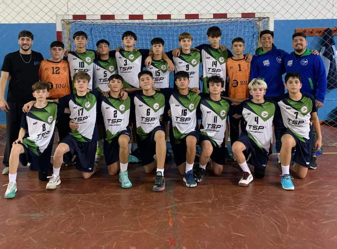 GRAN DEBUT DE CHUBUT EN EL ARGENTINO DE MENORES DE HANDBALL