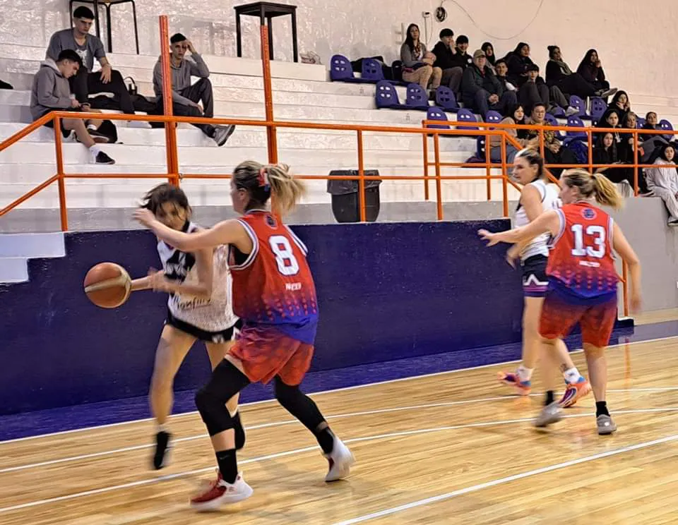 BROWN Y FERRO CERRARON LA QUINTA FECHA