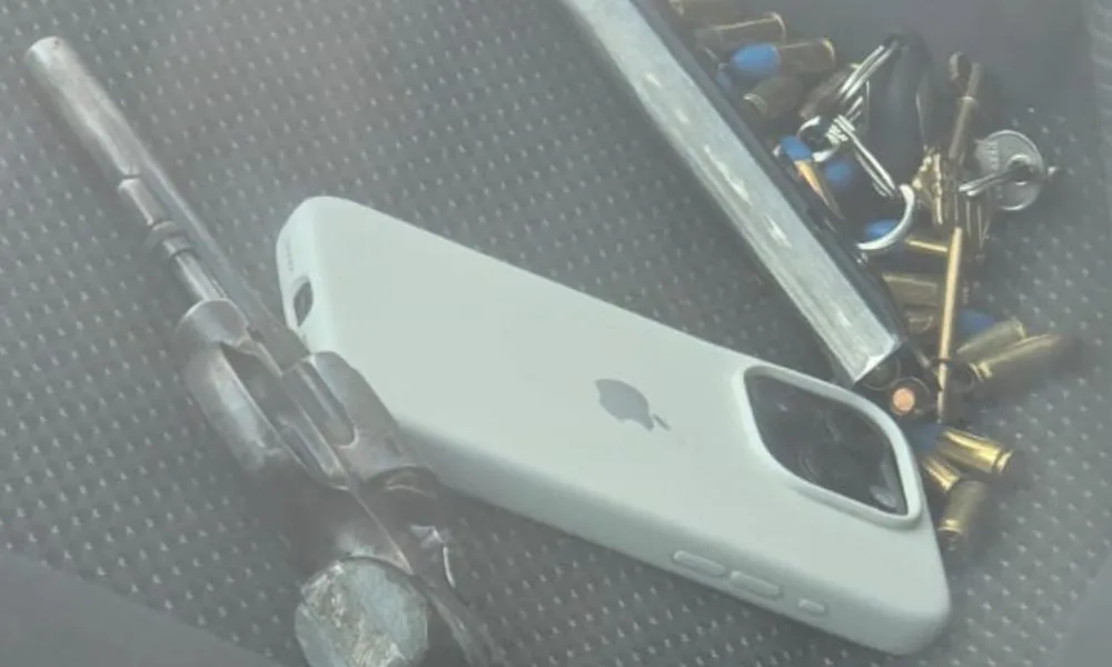 Detuvieron a un conductor armado que disparaba al aire en Comodoro Rivadavia