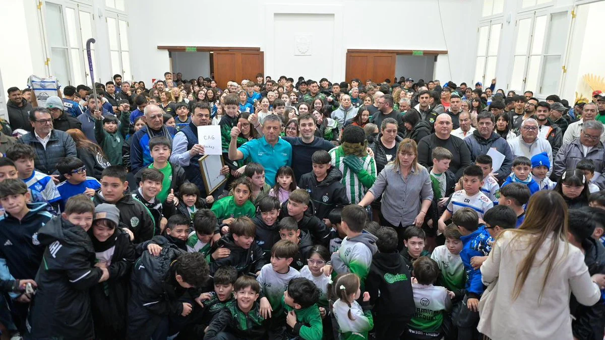 Anuncian obras en once clubes deportivos de Rawson