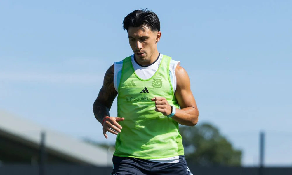 Lisandro Martínez. Foto X @Argentina