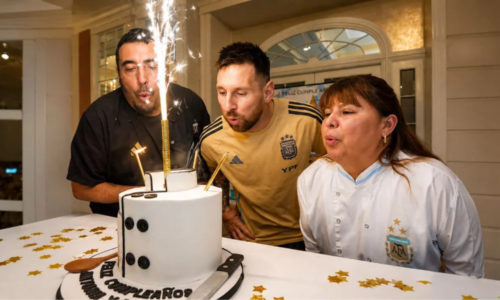 El capitán argentino volvió a celebrar su aniversario en plena competencia internacional.