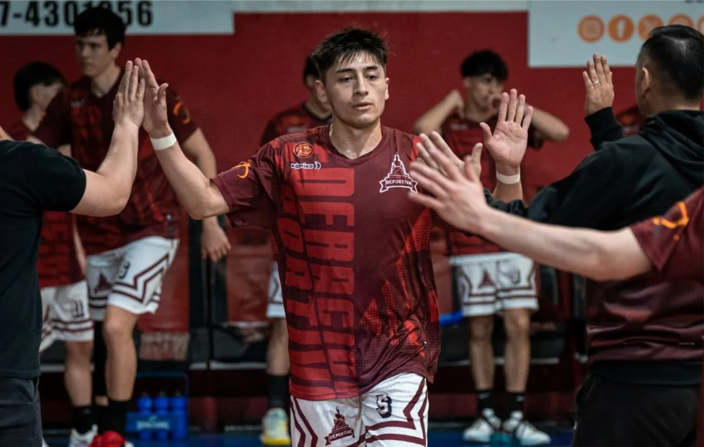 El escolta de 23 años se incorpora al plantel aurinegro para la próxima ABECh.