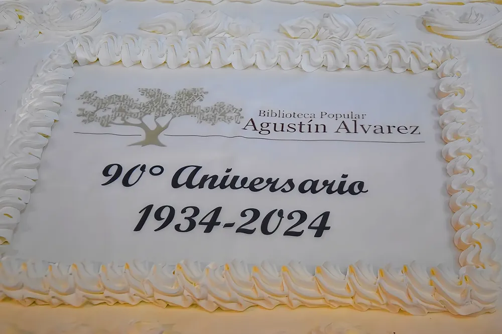 La Biblioteca Agustin Alvarez festejo 90 años