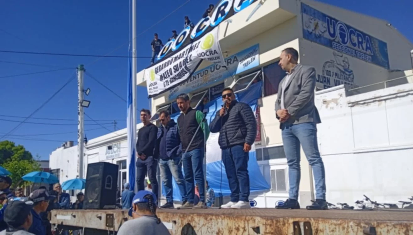 Acto UOXRA día de la soberanía en Trelew