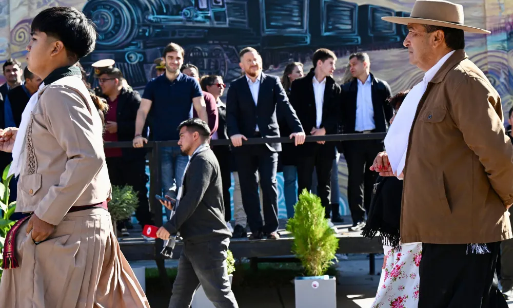 Acto por el aniversario de Dolavon