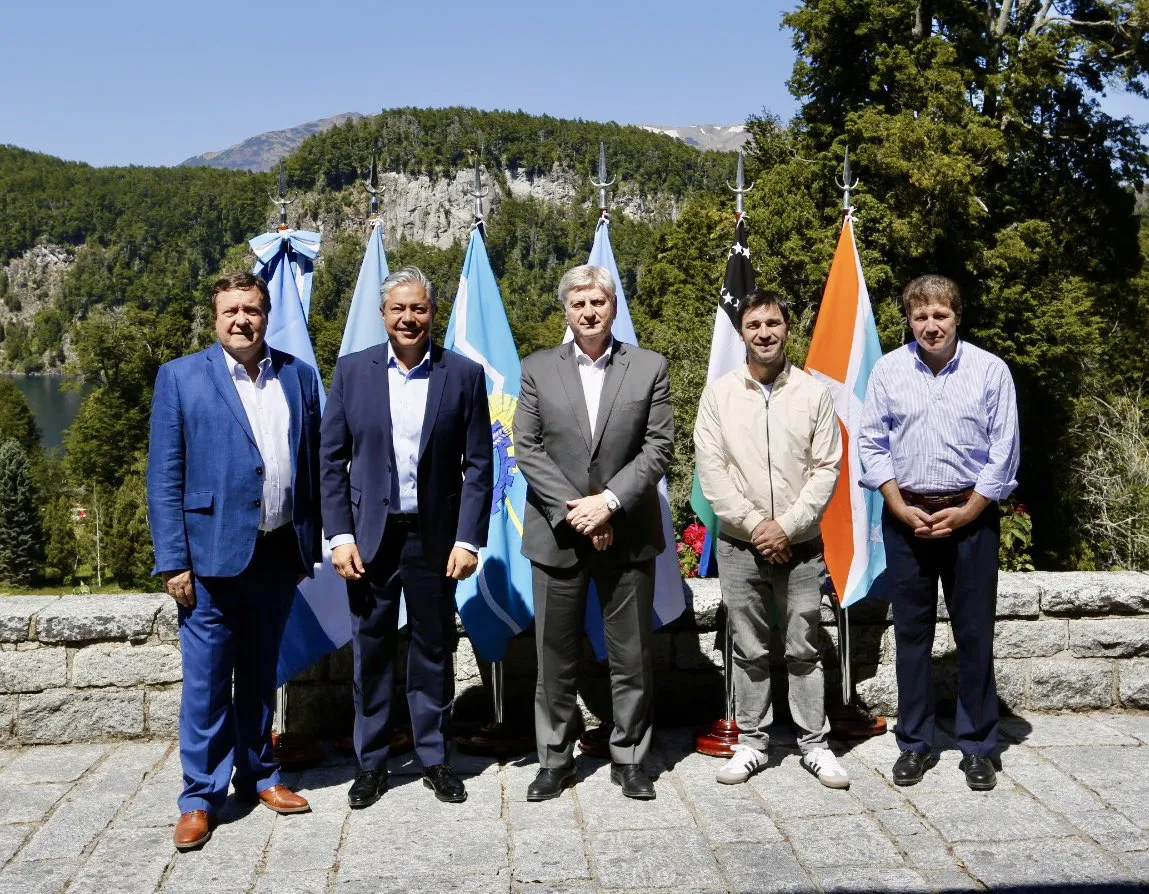 gobernadores patagonia banderas