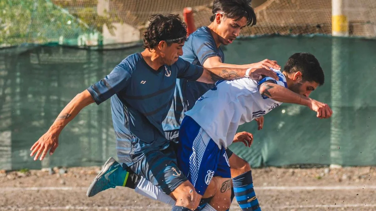 Guillermo Brown en Liga del Valle. Foto @stephborbo.ph.