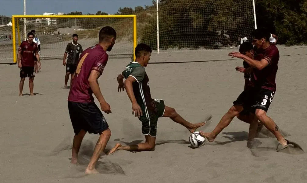 Puerto Madryn se prepara para recibir un torneo de fútbol playa destinado a la categoría libre