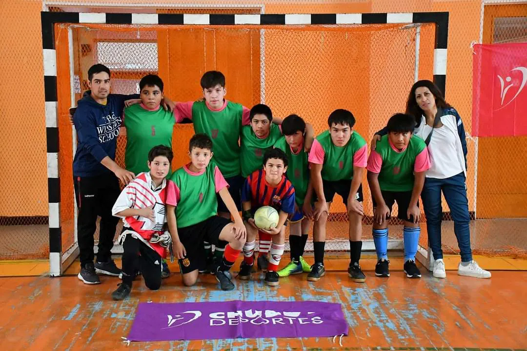 JUEGOS COMUNALES: EN TREVELIN SE JUGÓ EL FUTSAL
